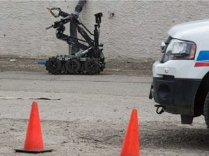 Regina police explosives unit destroys suspicious object on 900 block of Victoria Avenue