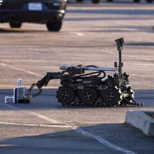Sheriff's Bomb Squad Investigates At Murrieta Shopping Center